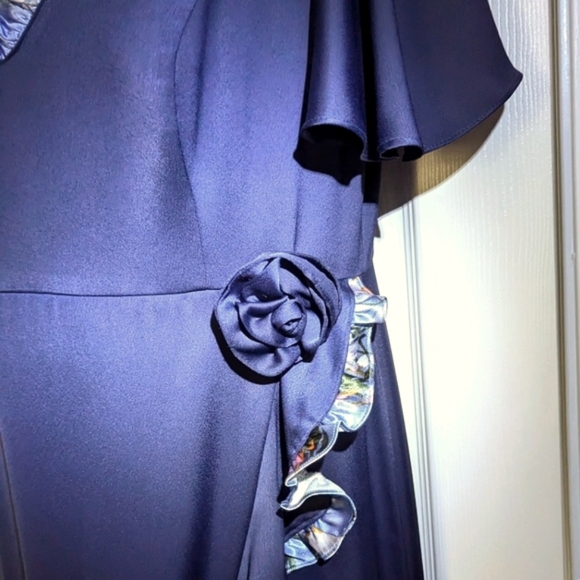 Elegantly Enhanced & Customized by a Courier-Dress-Designer - Mother of Groom - Picture 4 of 15